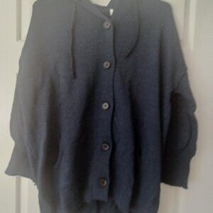 New, Never Worn, Cozy Black Wool Hooded Sweater - woman's 5x